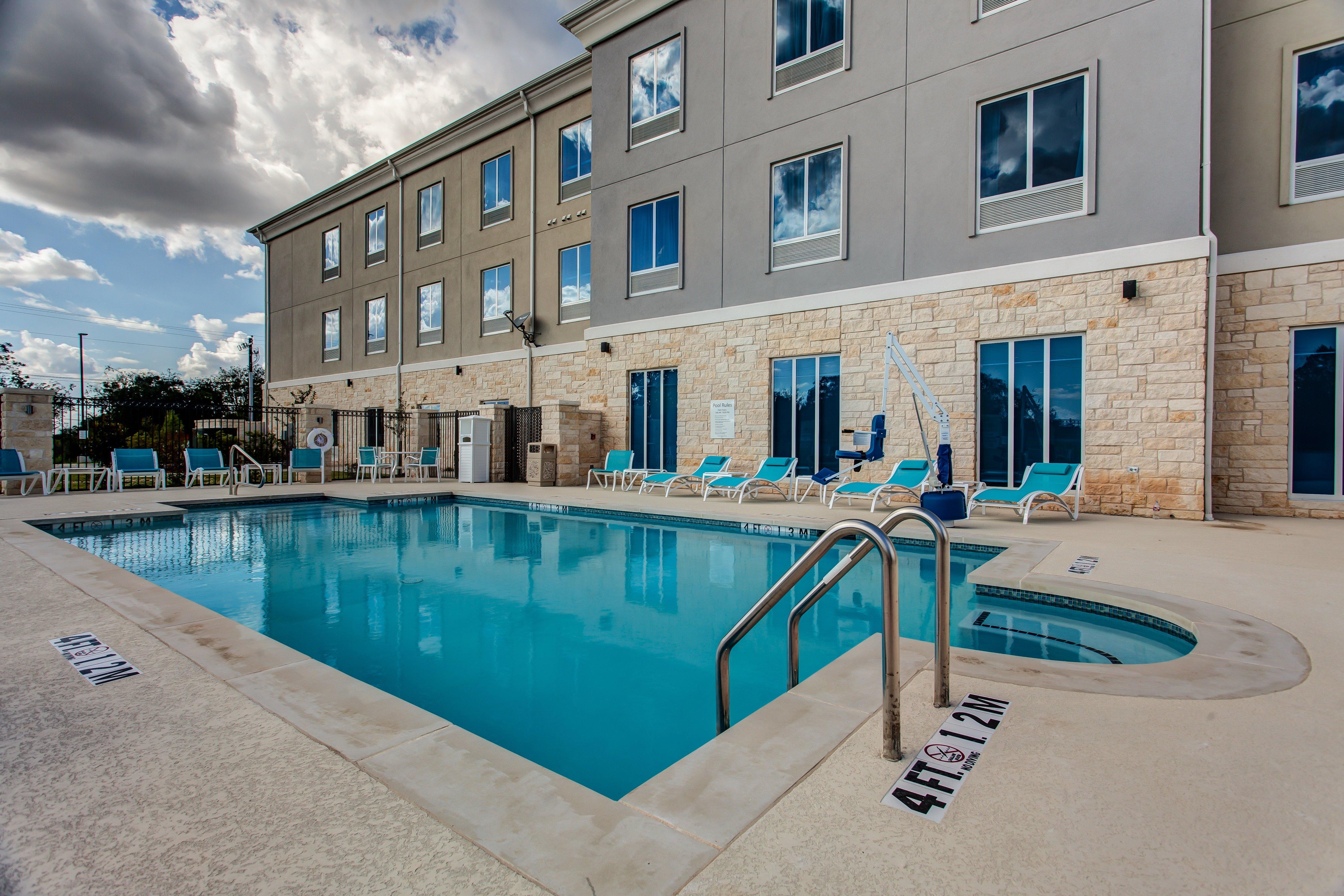 Holiday Inn Express & Suites Gatesville - N. Ft Hood By Ihg Ngoại thất bức ảnh